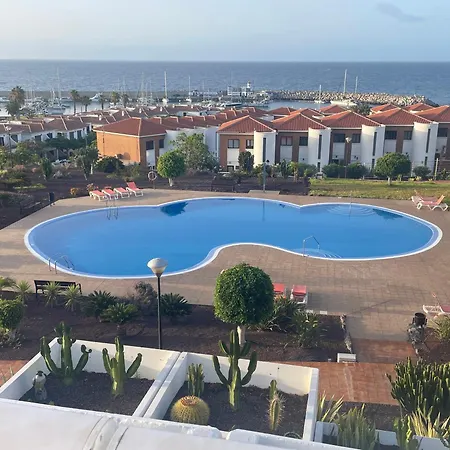 Διαμέρισμα Stunning 2 Bedroom With Full View Of The Sea And Marina , Full Sun